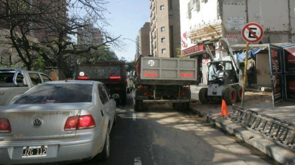 25 minutos de paciencia para cruzar el Centro