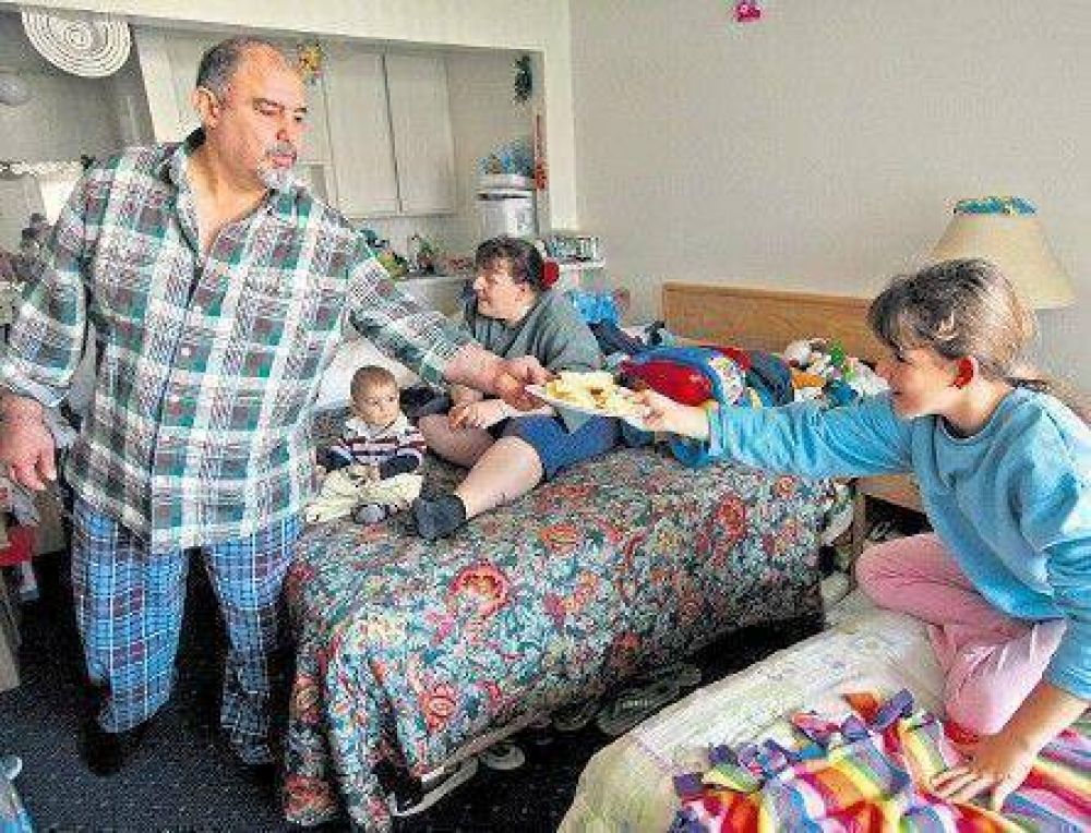 Los otros homeless: familias enteras que viven en moteles