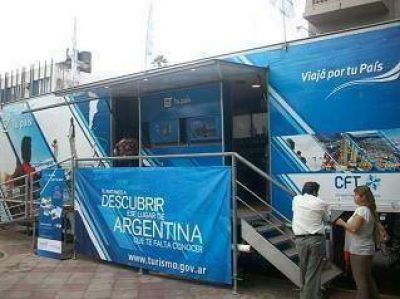 Trailer de Naci�n se instal� en el centro de Roca