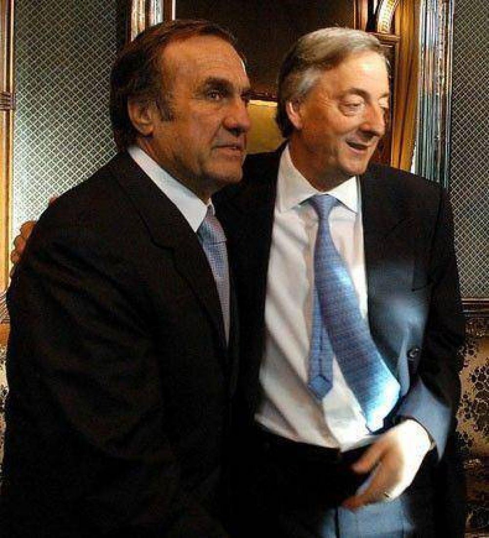 Reutemann critic� la presi�n fiscal al campo y puso reparos a una alianza con Rossi