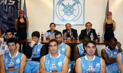 Regatas present� su equipo para recorrer el camino de la ilusi�n