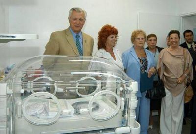 Ivoskus recibi� una importante donaci�n para el Hospital Thompson