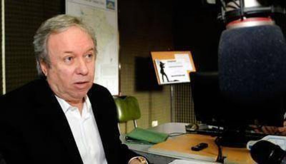 La Crisis del Gobernador: Peralta sali� a victimizarse ante los medios