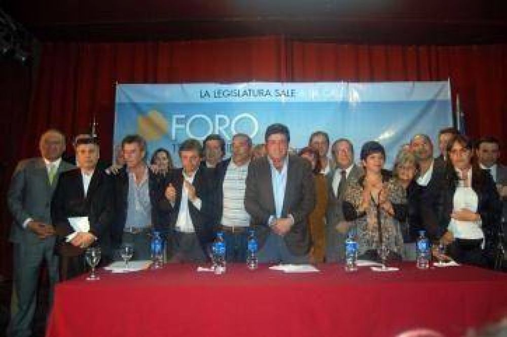 Juego:"Escuchamos a todos los sectores"