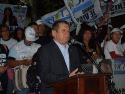 De Vido: �Todos los intendentes estamos en la misma l�nea