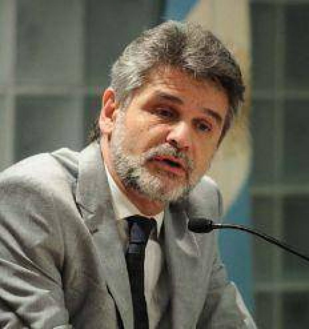 Filmus: "A la Ciudad le interesan los recursos, pero no hacerse cargo"