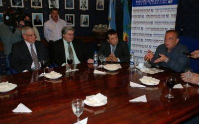 El intendente Z�ccaro viajar� a Espa�a para firmar acuerdos de colaboraci�n