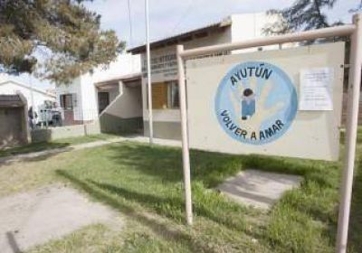 Durmi� en la calle porque su marido la golpeaba 