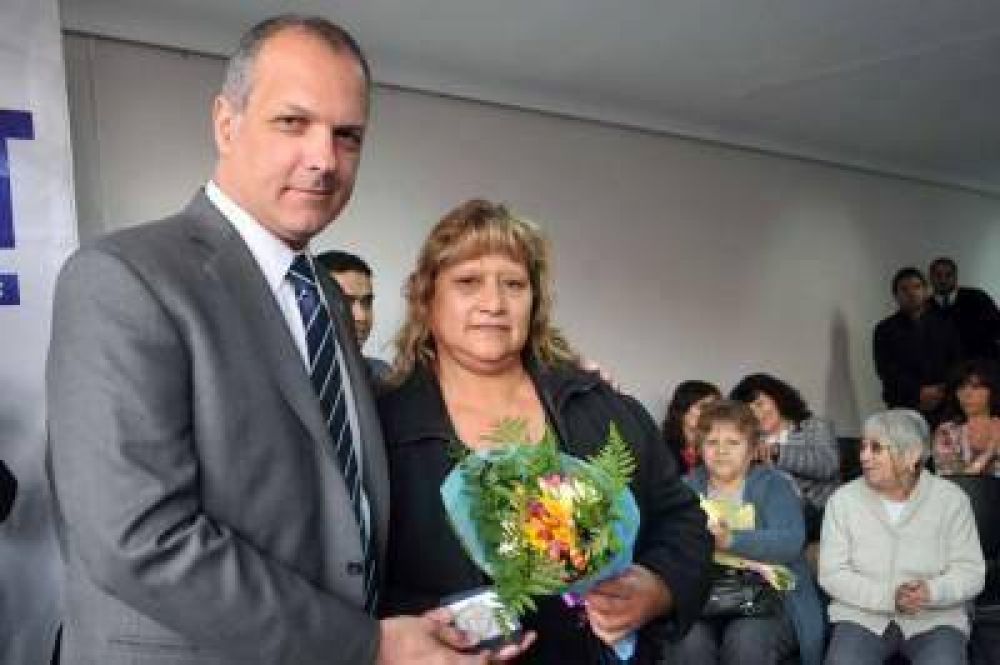 Chubut invertir 100 millones de dlares en hospitales de Trelew y Comodoro