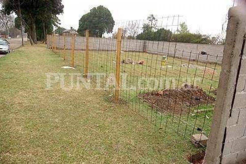  El empresario acusado de apropiarse de los terrenos dice que lo estafaron
