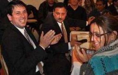 Quintela y Bordagaray salieron en defensa de los antimineros