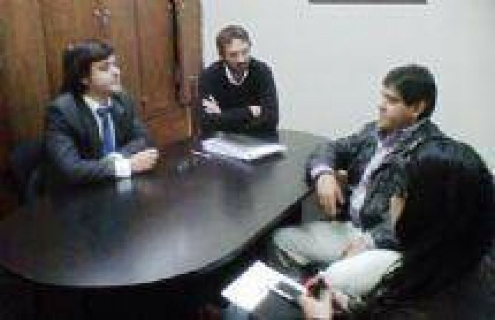 Inauguran centros para inquietudes de los consumidores