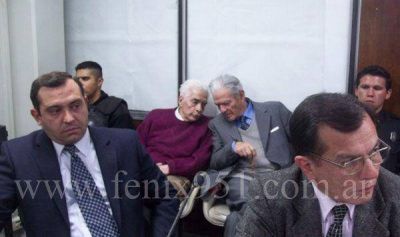 "Que los peronistas den un paso al frente"