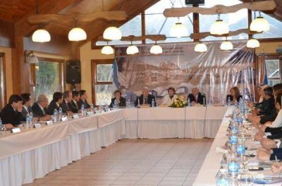 R�os inaugur� la 63� Asamblea Ordinaria del Consejo Nacional de la Vivienda