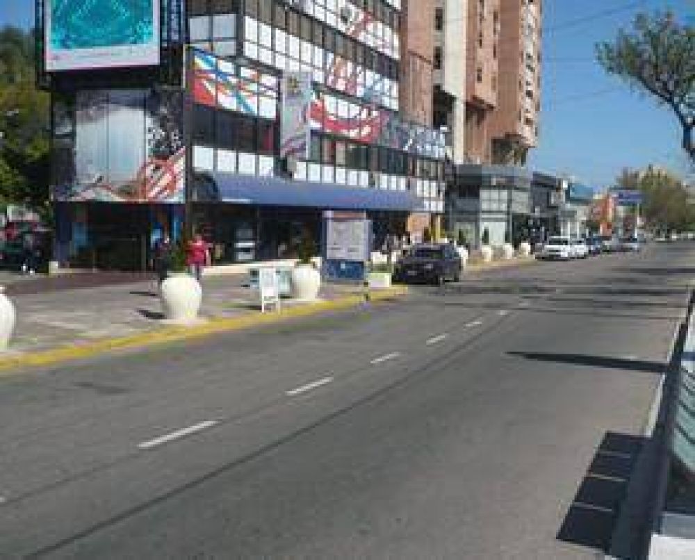 El traslado de los artesanos a la Illia evidencia contradicci�n de Ponce