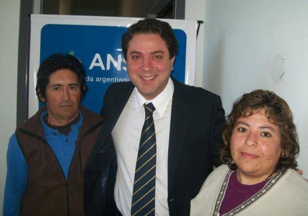 ANSES entreg� los primeros cr�ditos Pro.Cre.Ar en San Luis