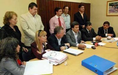 Documento de la UCR sobre los incidentes en la plaza 	