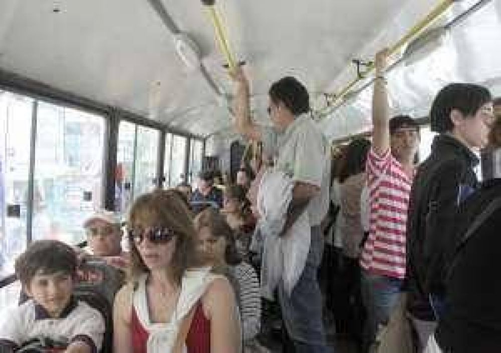 M�sica sin auriculares: la gente acat� la prohibici�n