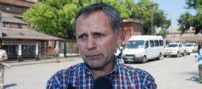 Cabral se mostr� expectante por obras