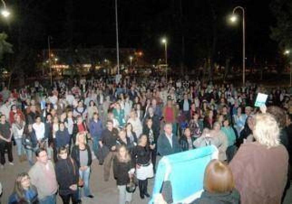 Manifestaci�n anti K en la plaza 