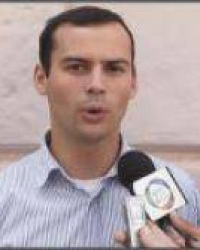 Anunciaron la construcci�n de albergues estudiantiles en el interior