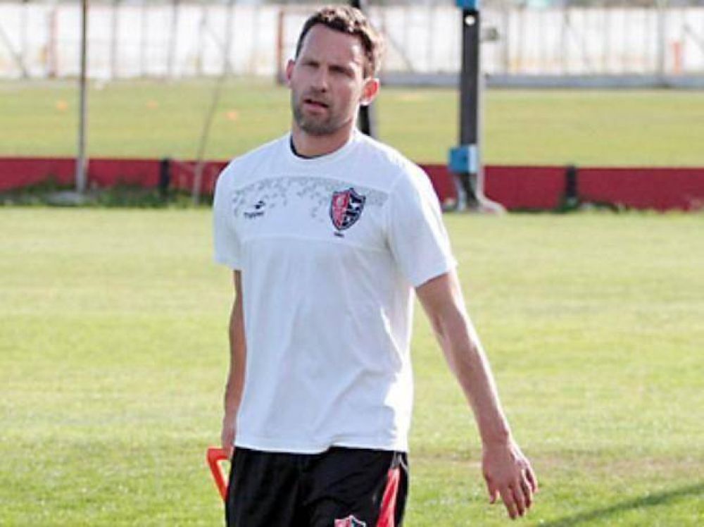 Newell's: Bernardi ingres� por Figueroa, y regresan Maxi y C�ceres