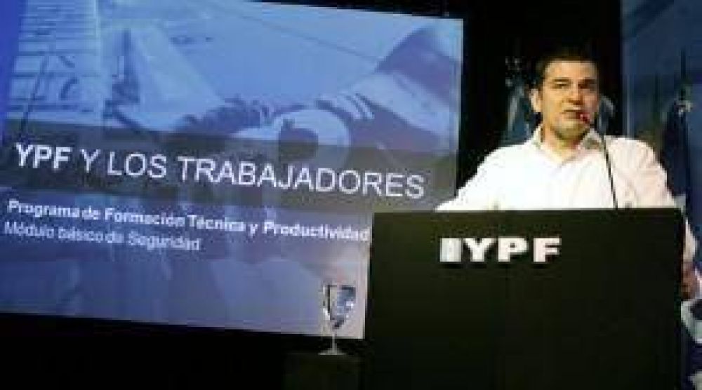 Mientras Peralta conf�a en la renta de YPF, usan plata de la ANSES para hacer inversiones en la empresa
