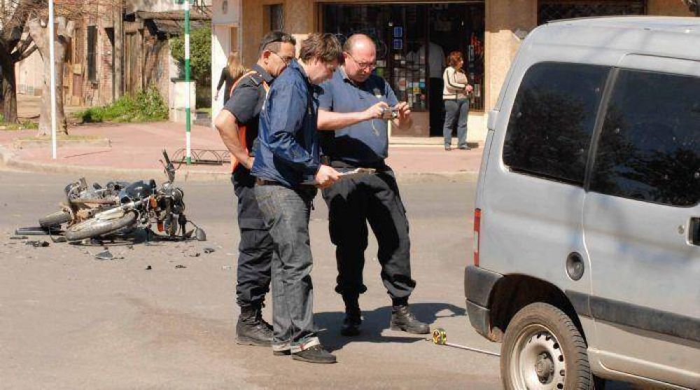 Joven motociclista, en coma tras otro grave accidente de tr�nsito en Jun�n