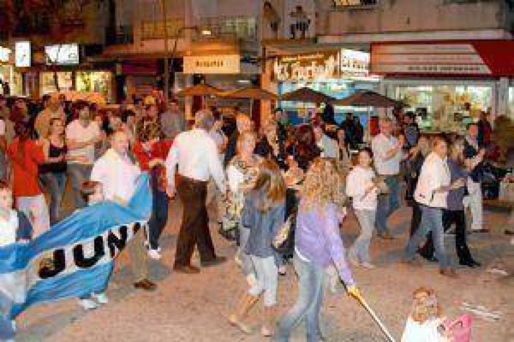En Jun�n tambi�n protestaron contra el Gobierno nacional