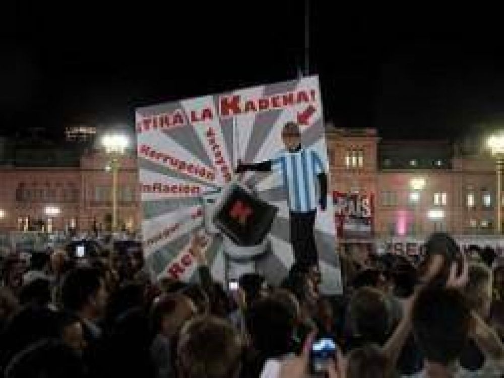 Cacerolazo: Las m�ltiples causas de las manifestaciones en todo el pa�s