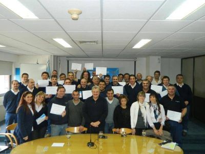 OSSE ENTREG� DIPLOMAS A LOS  AGENTES QUE SE CAPACITARON EN CURSO DE LIDERAZGO