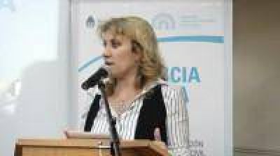 La presidenta del HCD Alejandra Lorden particip� en la audiencia p�blica por la reforma del c�digo civil y comercial en la UNLP