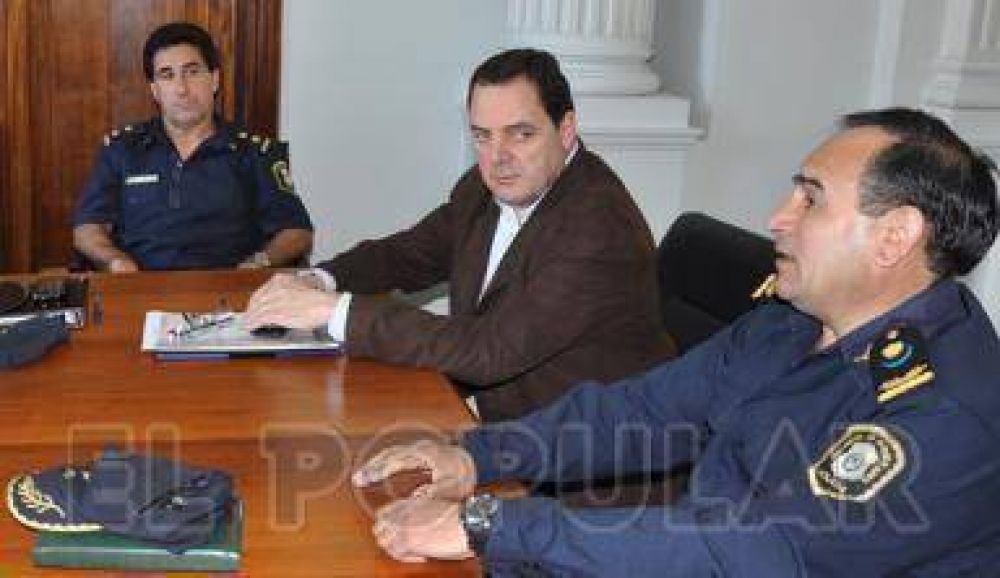  Reuni�n por seguridad en Olavarr�a; "Hay un mayor control de la polic�a territorialmente"