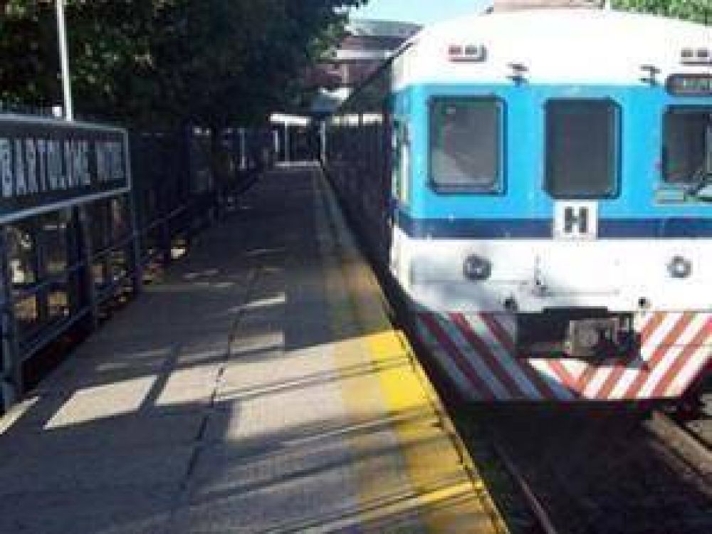 Tajean a un guarda de la l�nea Mitre por pedirles el boleto
