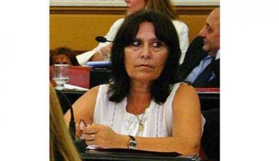 Falt� a la sesi�n e intent� evitar el descuento con una mentira