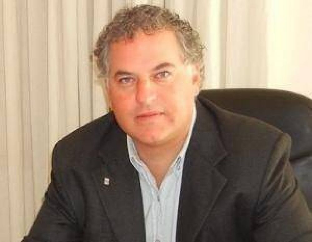 Dom�nguez quiere que Capitanich reclame a la Presidente $ 425 millones para el Acueducto