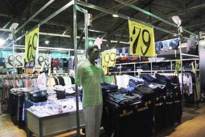  Piden que se controle y proh�ban las Ferias de la Moda 	