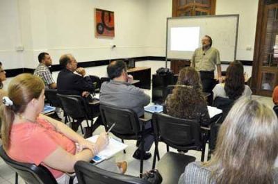  Una mirada desde la Naci�n y la Provincia al sistema previsional 