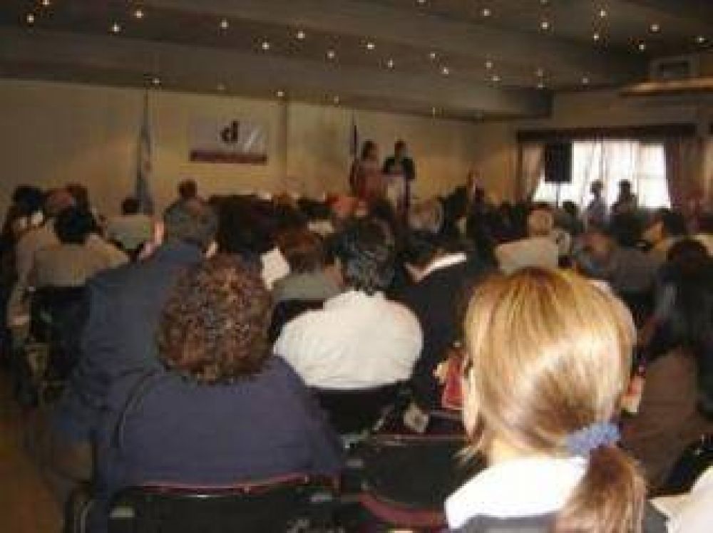 Inici� ayer la audiencia p�blica para tratar la problem�tica del transporte p�blico de pasajeros.