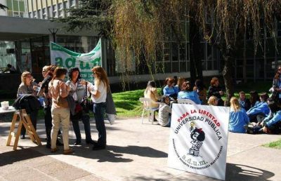 Docentes universitarios solicitaron la suba del m�nimo no imponible
