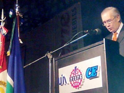 Fisfe pide defender la competitividad