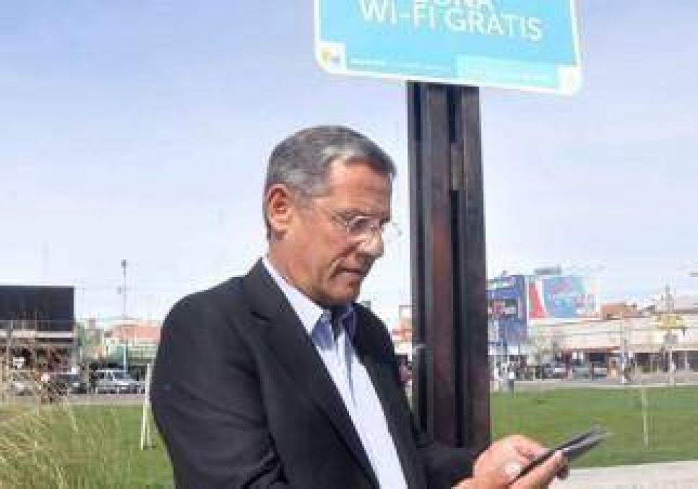 El Parque Central tiene se�al de Internet gratuita 