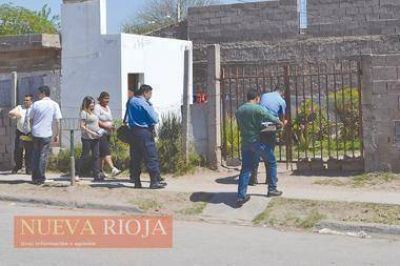 Apu�al� a su pareja y le provoc� profundos cortes en la garganta