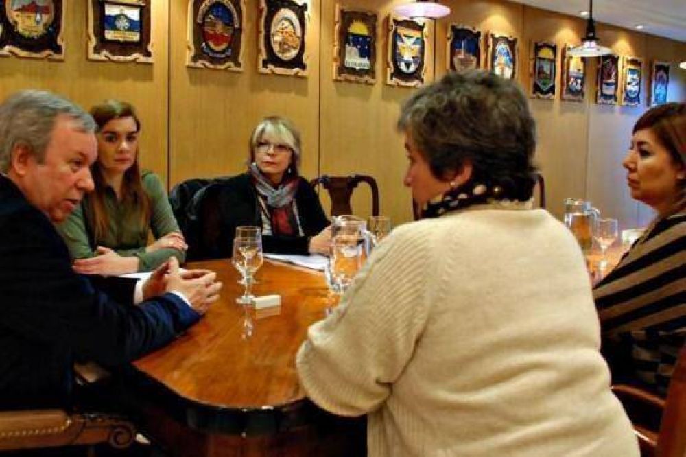 "Nosotros creemos que m�s que una situaci�n econ�mica especial, ac� hay un problema pol�tico"