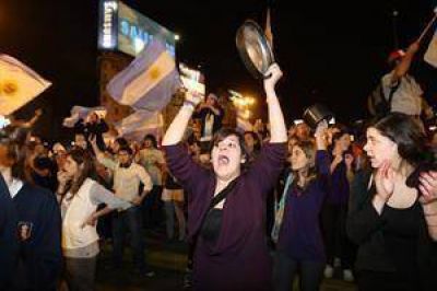 Lavagna dijo que el cacerolazo fue hecho por "la mitad de la poblaci�n"