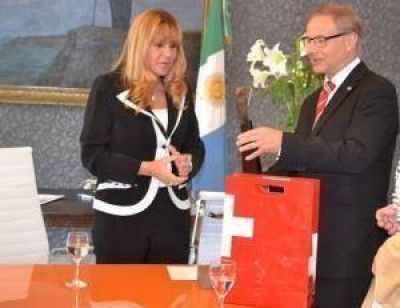 En reuni�n con Ayala, embajador suizo destac� el desarrollo de Resistencia