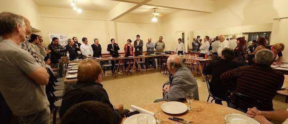 LA ORGANIZACI�N DE CLUBES DE LAN�S (OCLA) CRECE DE MANERA SOSTENIDA