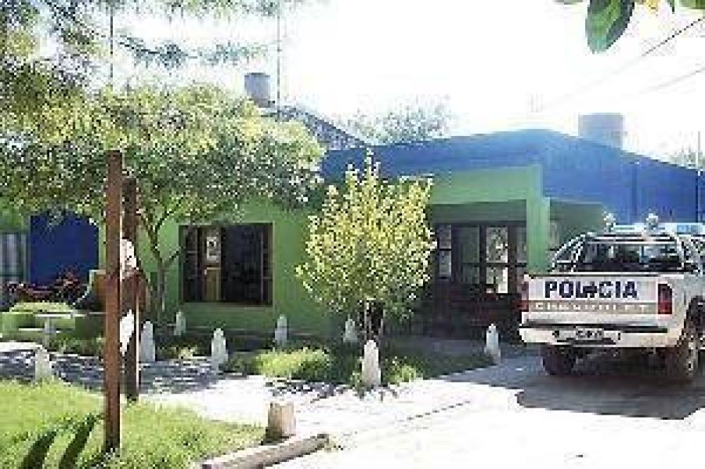 La rapt�, la tortur� y estuvo a punto de quemarla