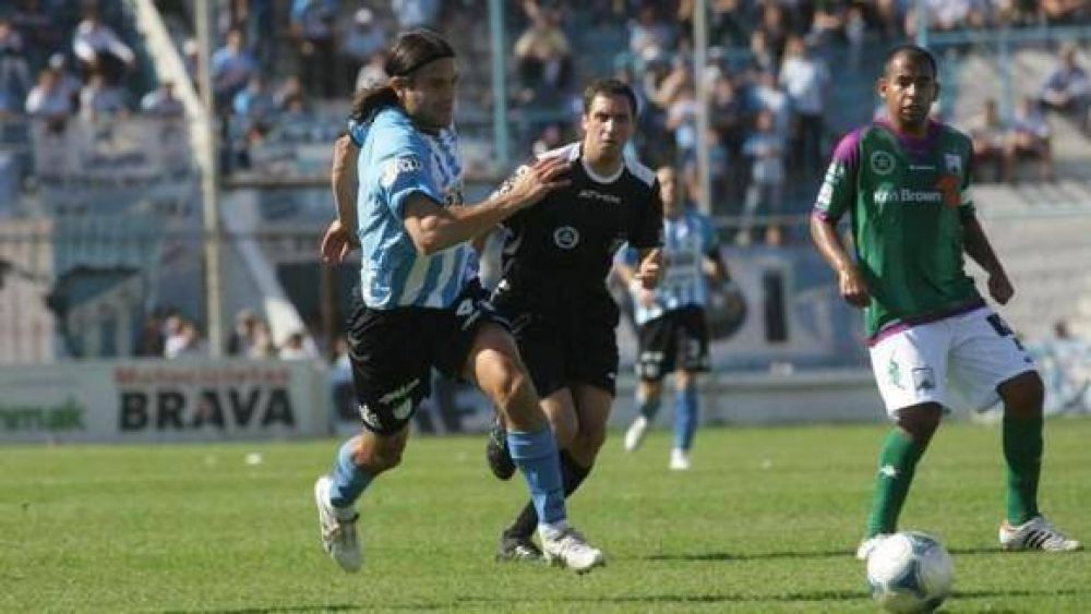  Ladino: �Este es un partido que tenemos que ganar�