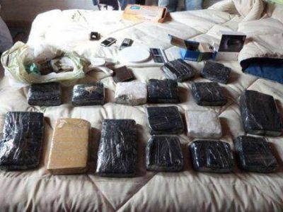 Detienen seis personas y secuestran armas y droga en varios operativos en Villaguay